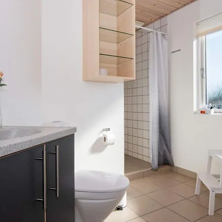 Дом отдыха Three-bedroom Holiday In Ulfborg 23 Fjand Garde